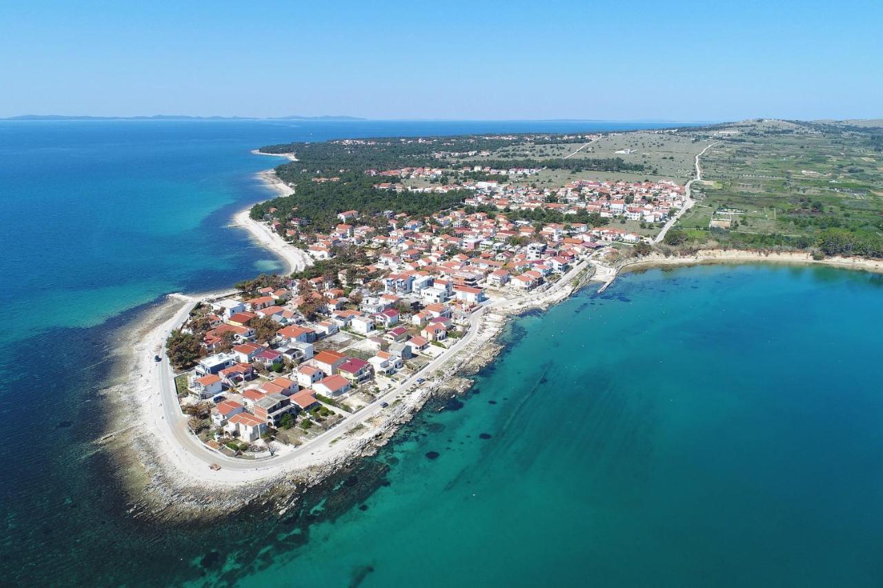Apartmani Nella Vir Exteriör bild