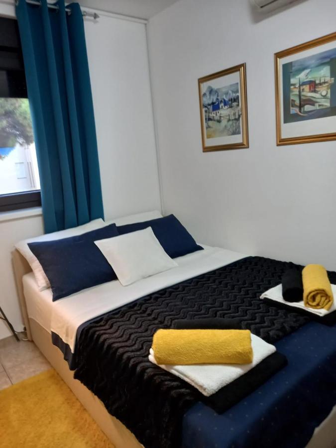 Apartmani Nella Vir Rum bild